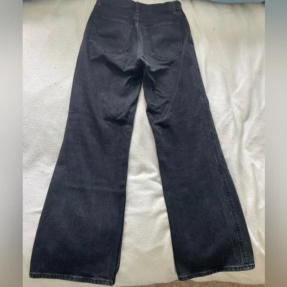 Abercrombie & Fitch 90s Relaxed Jean Ultra High Rise- Black. Size 26/2 short - Picture 4 of 6